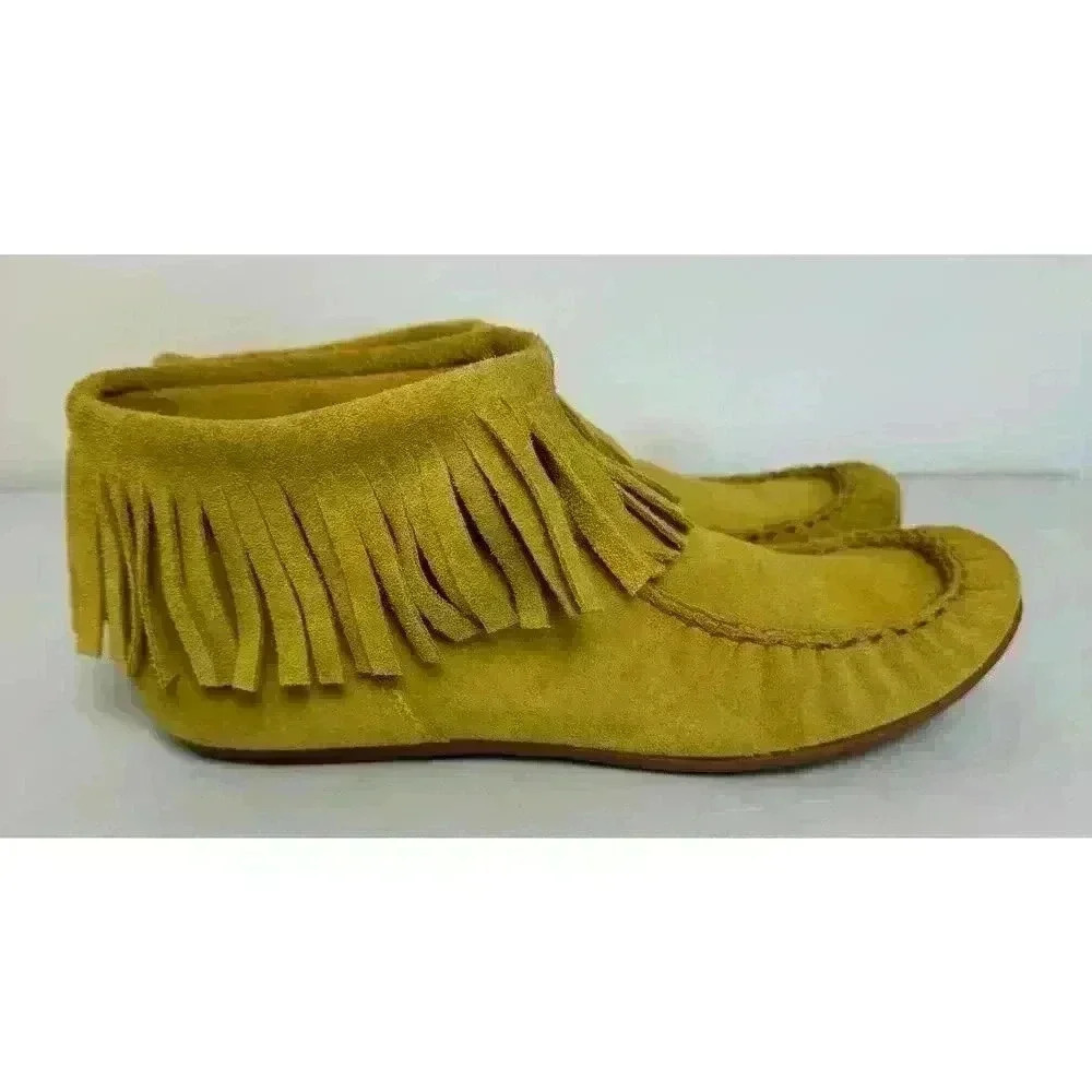 Bettye Muller Yellow Fringe Moccasin Bootie Size 7 1/2 Soft Leather Suede - Picture 12 of 13